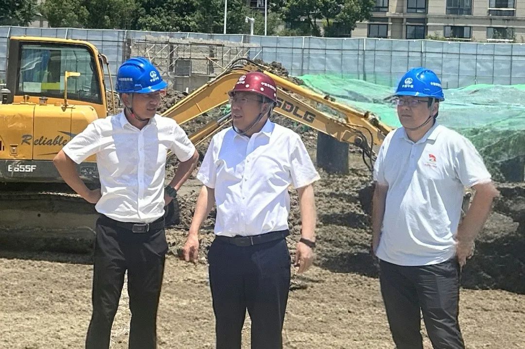 公司党委书记、董事长李明华到苏州清树湾项目检查指导工作.jpg